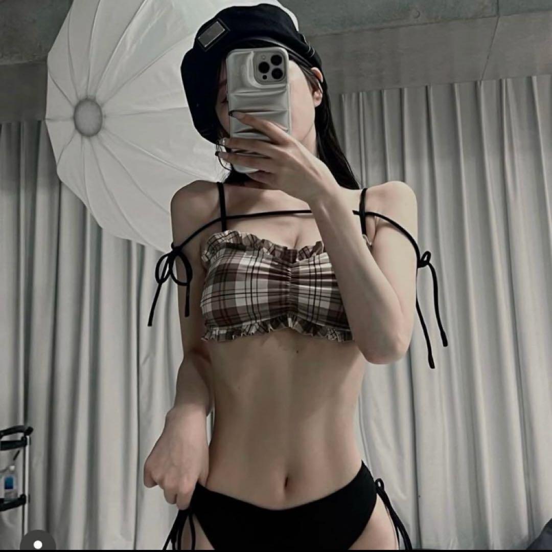 【Darich】ダーリッチ　ショルダーリボンフリルビキニ