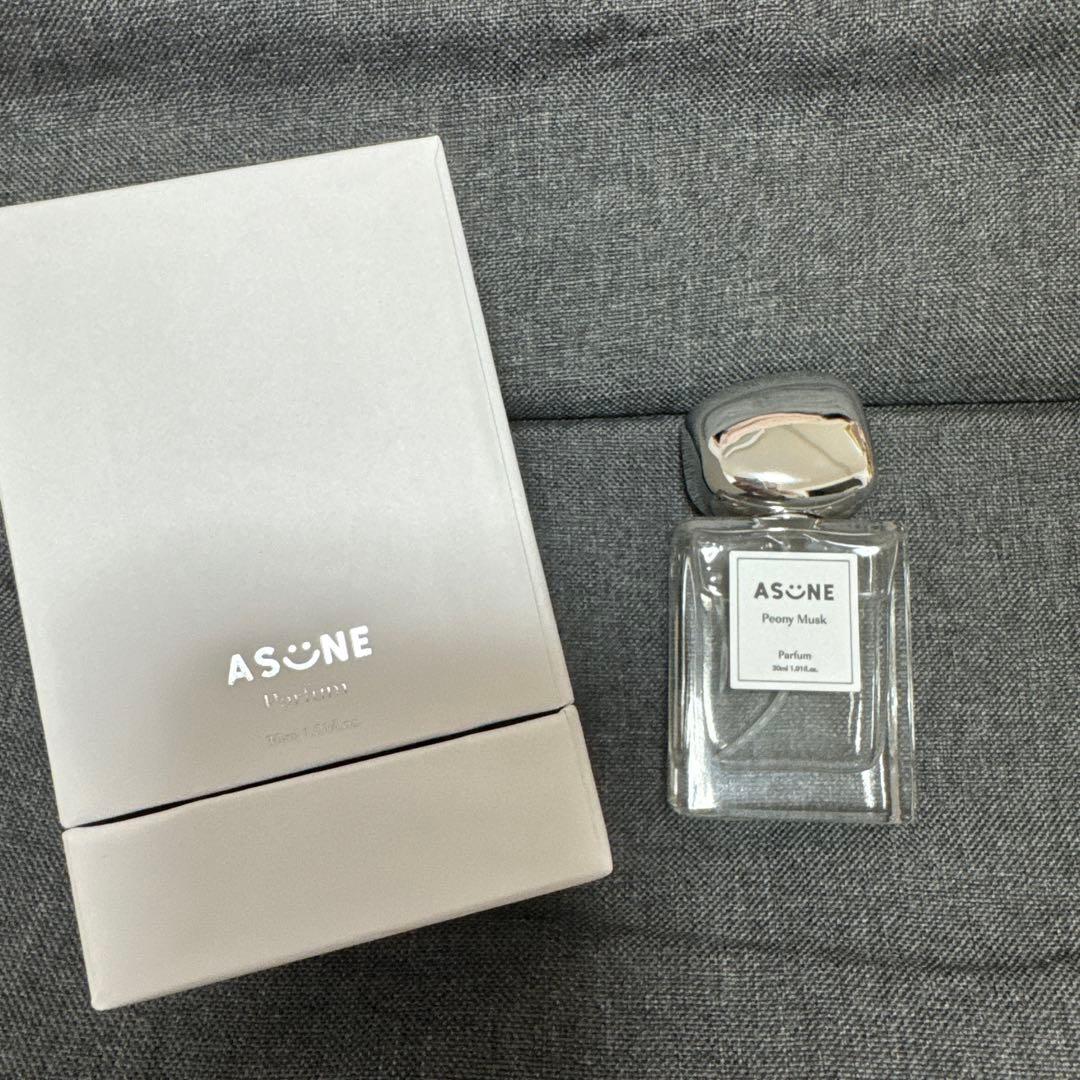 asune 香水 中町綾