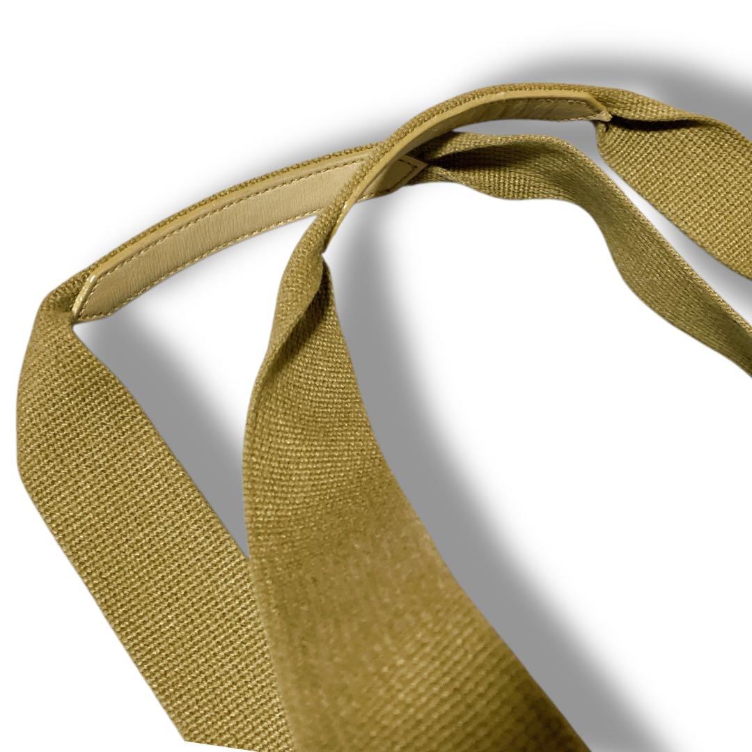 イブサンローラン ジラフ柄 肩掛け可 大容量 ユニセックスボストンバッグ グレー