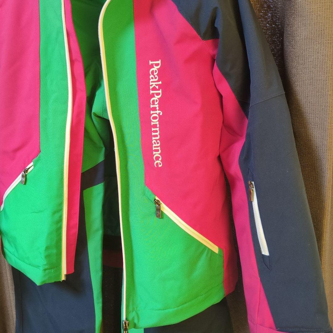 Peak Performance 子ども用スキーウェア