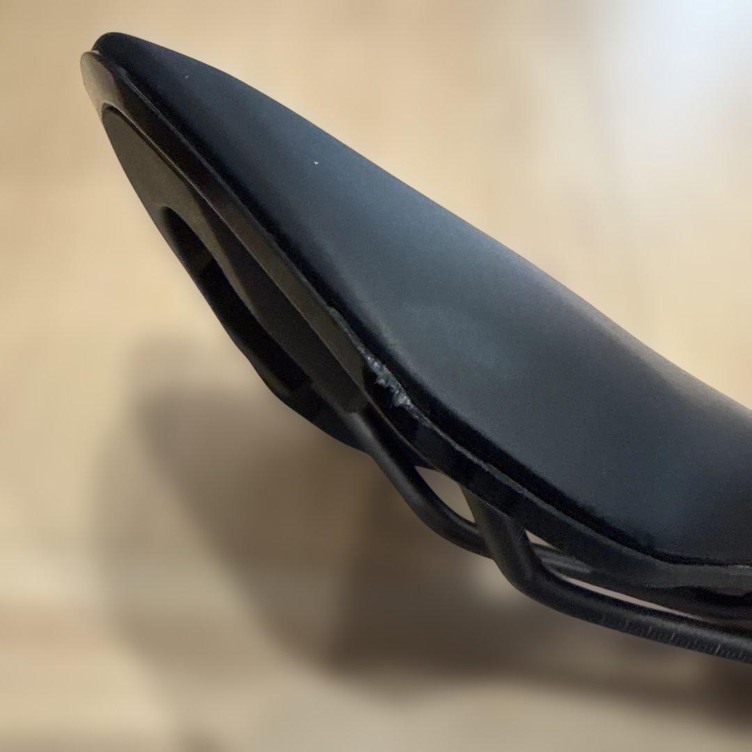 フィジーク　サドル　Argo Vento R3