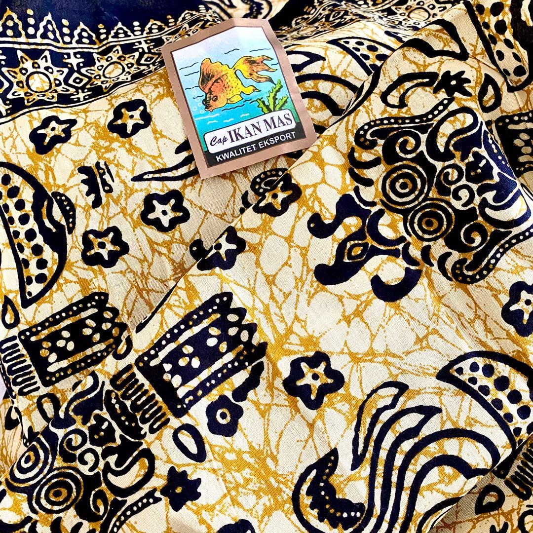 【再販】　インドネシアバティック　肩掛け　A4バッグ　ハンドメイド