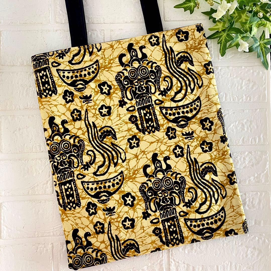 【再販】　インドネシアバティック　肩掛け　A4バッグ　ハンドメイド