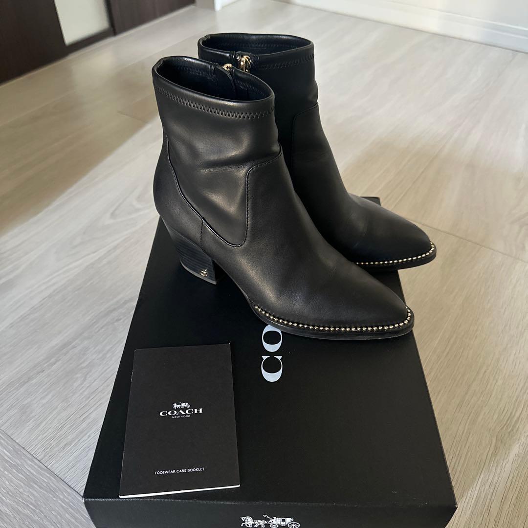 COACH ブラックレザー アンクルブーツ
