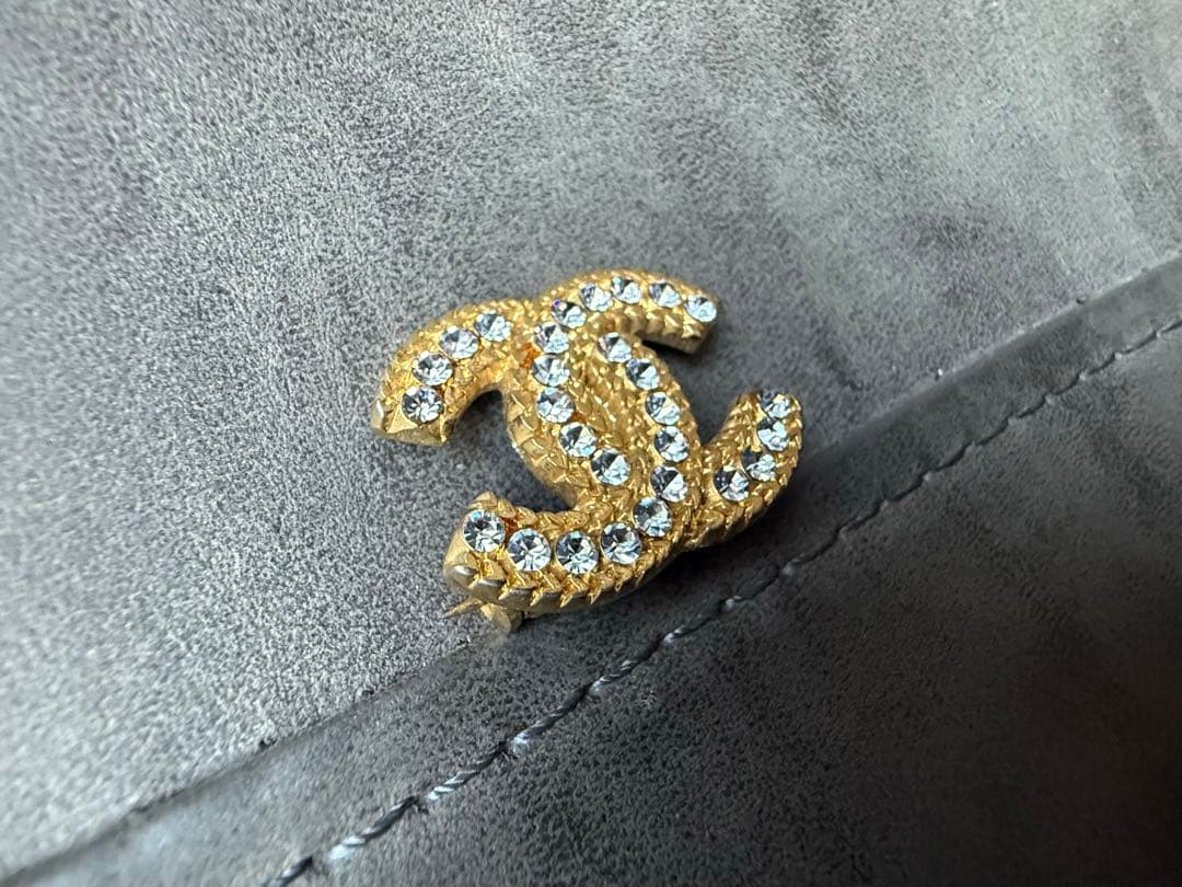 CHANEL刻印ピンブローチ ゴールド 付属品なし