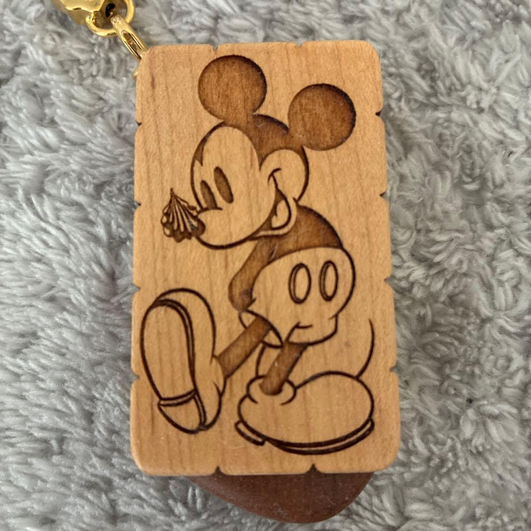 Disney Q-pot. ミッキーマウス ストラップ