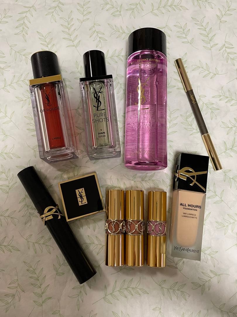 YSL メイクアップセット　コスメまとめ売り　デパコス　イヴ・サンローラン