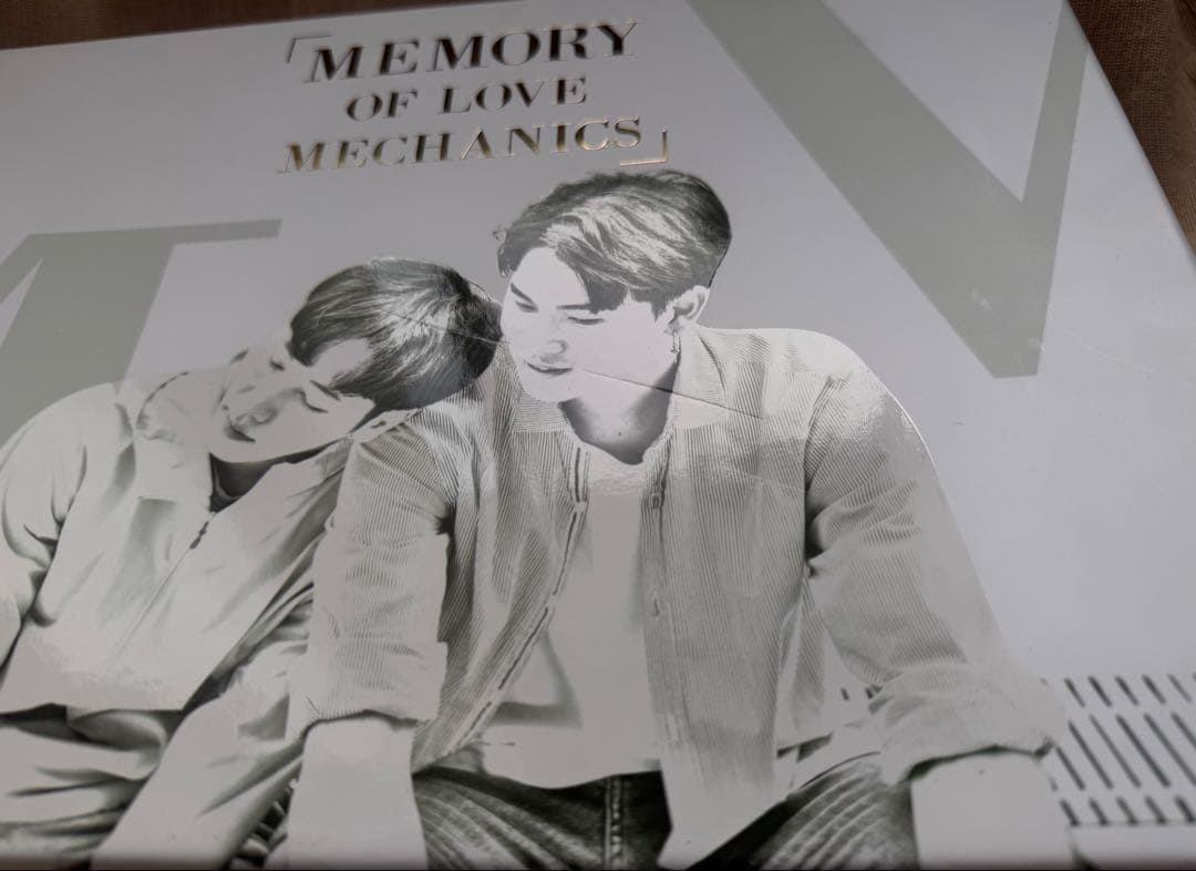 YinWar 写真集BOX MEMORY OF LOVE MECHANICS