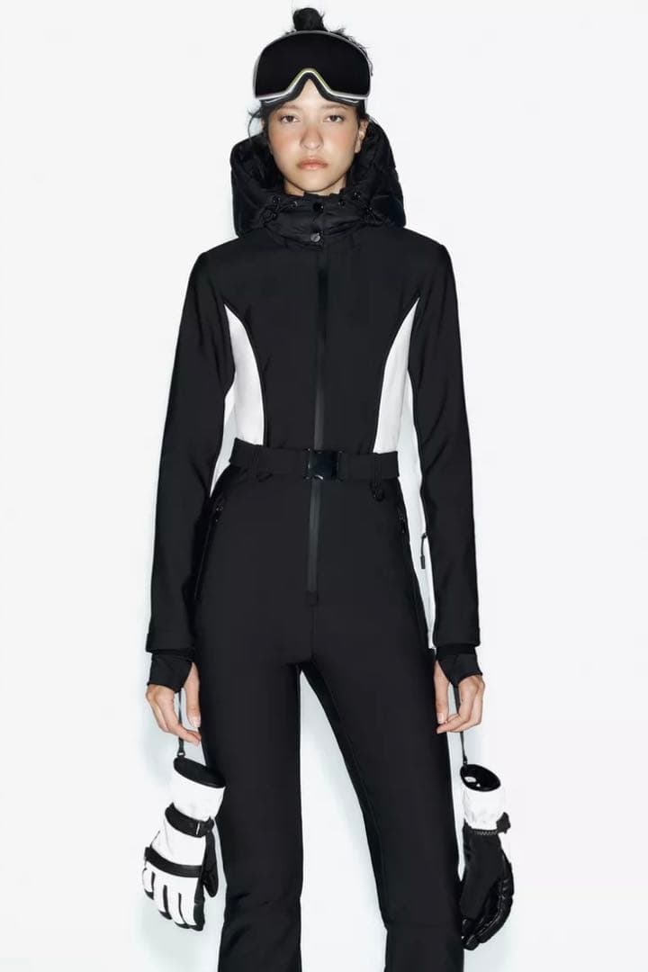 ZARA★新品★スキーコレクション　スキーウェア　テクニカルジャンプスーツ　XS