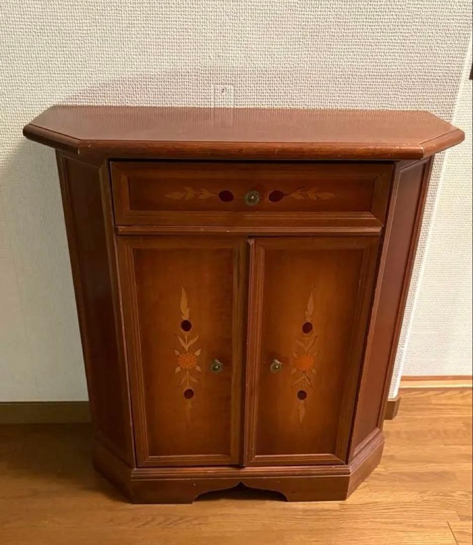 キャビネット イタリア家具　アンティーク風