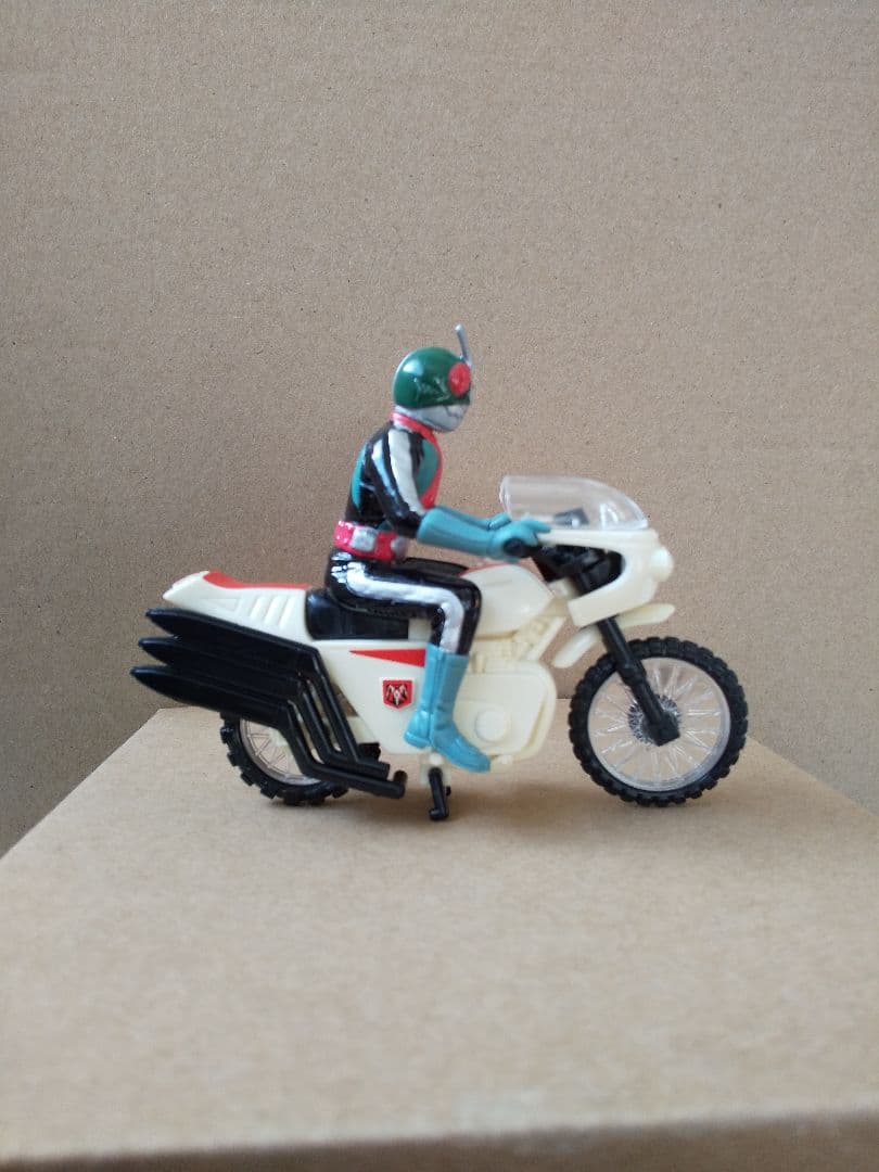 （ベッテルさん取り置き、来週月曜日まで）ザ・ライダーマシン 仮面ライダー ガチャ