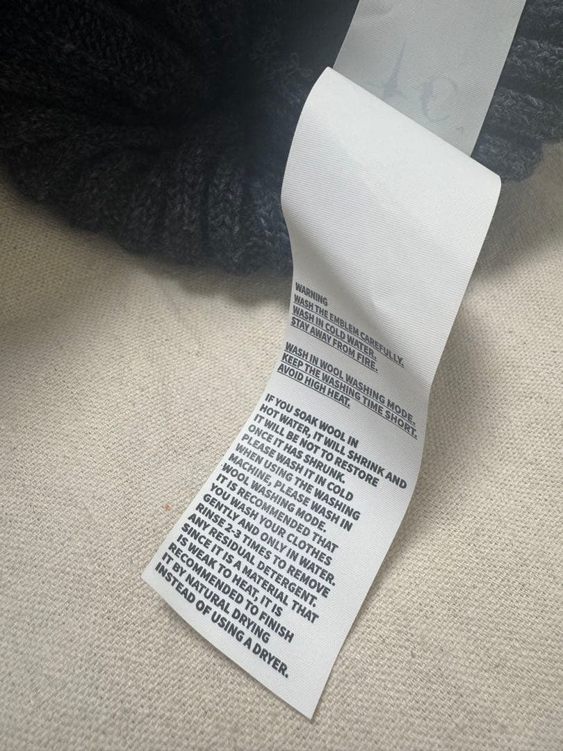 Thug club サグクラブ ニット帽 ダークグレー （汚れ、毛玉なし）