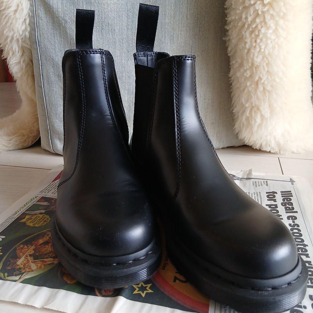 ドクターマーチンブラック サイドゴアブーツ