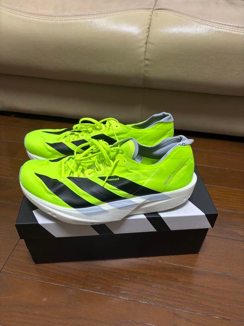 アディゼロタクミセン11