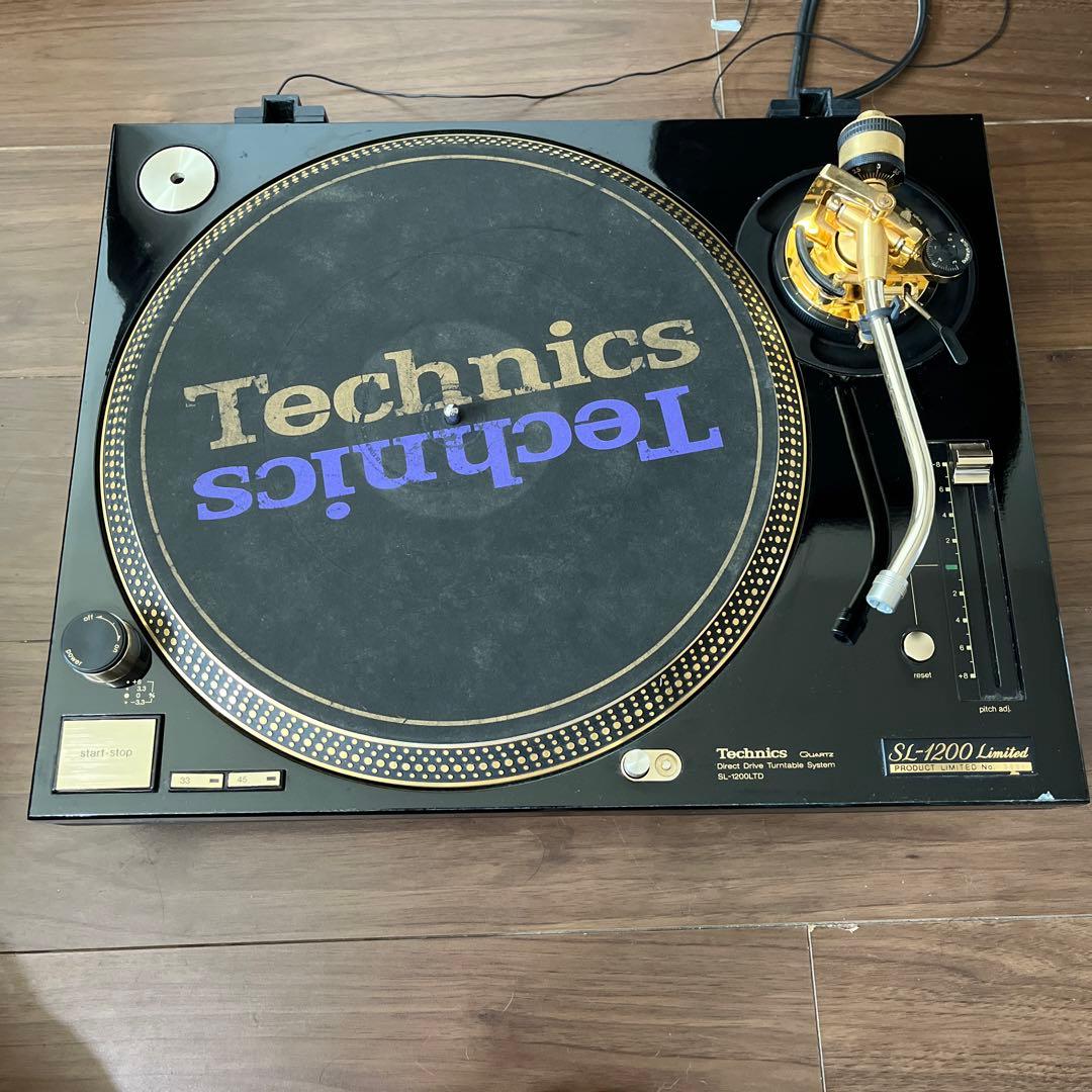 Technics SL-1200 Limited ターンテーブル