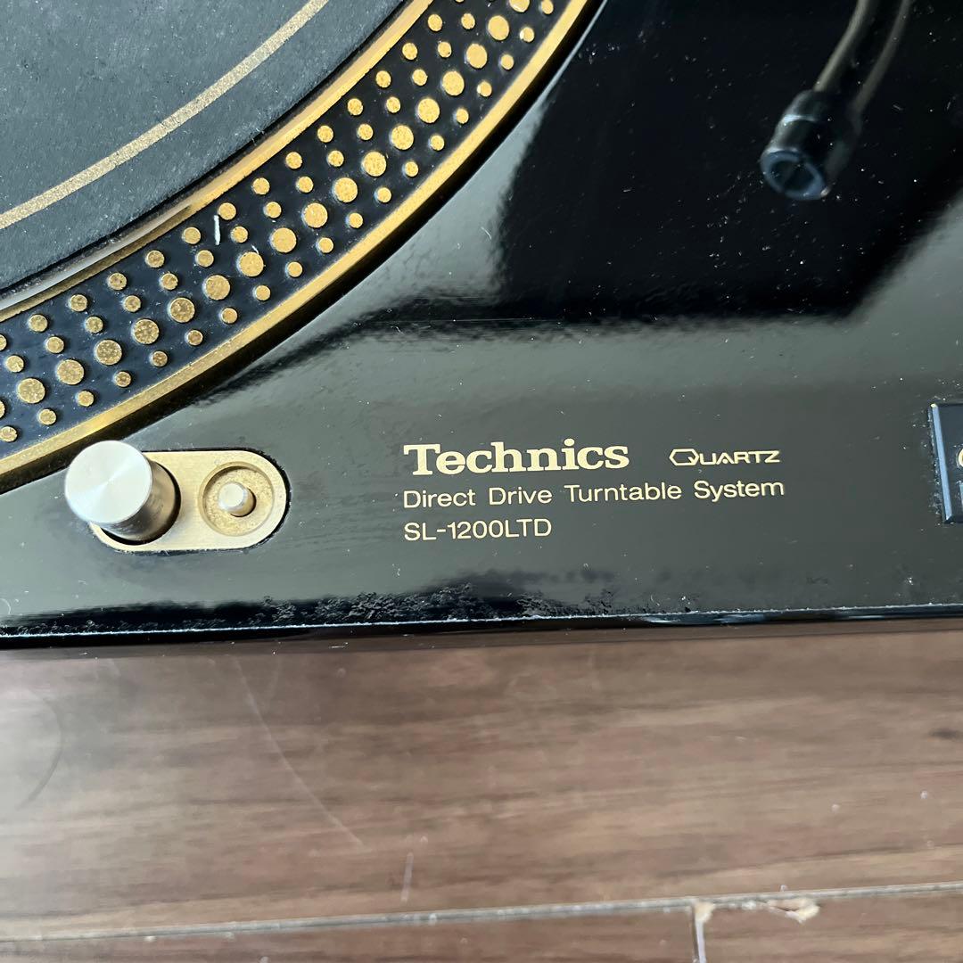 Technics SL-1200 Limited ターンテーブル