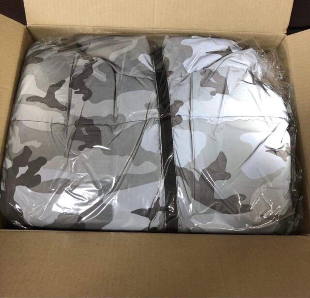 デットストックSupreme スノーカモ　迷彩 ダウンジャケット