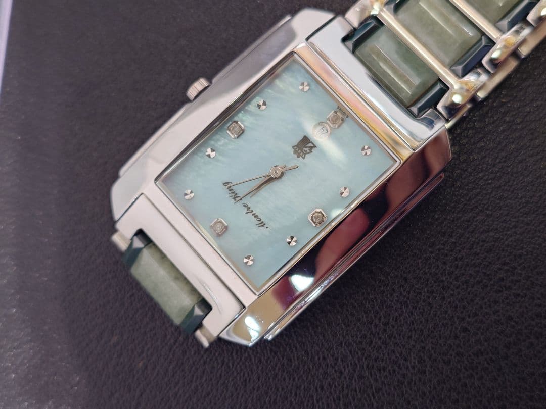 モンテキング　天然翡翠　レディース腕時計　可動品