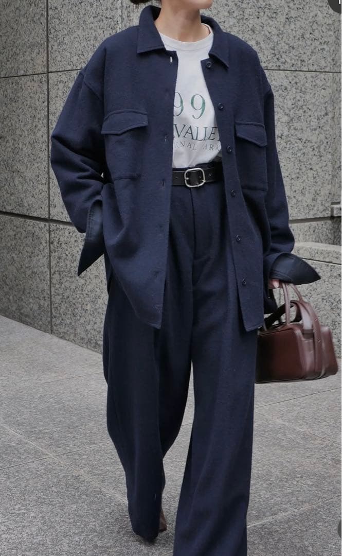 今期新品　ETRE TOKYO ウールツイルオーバーサイズシャツ　ネイビー