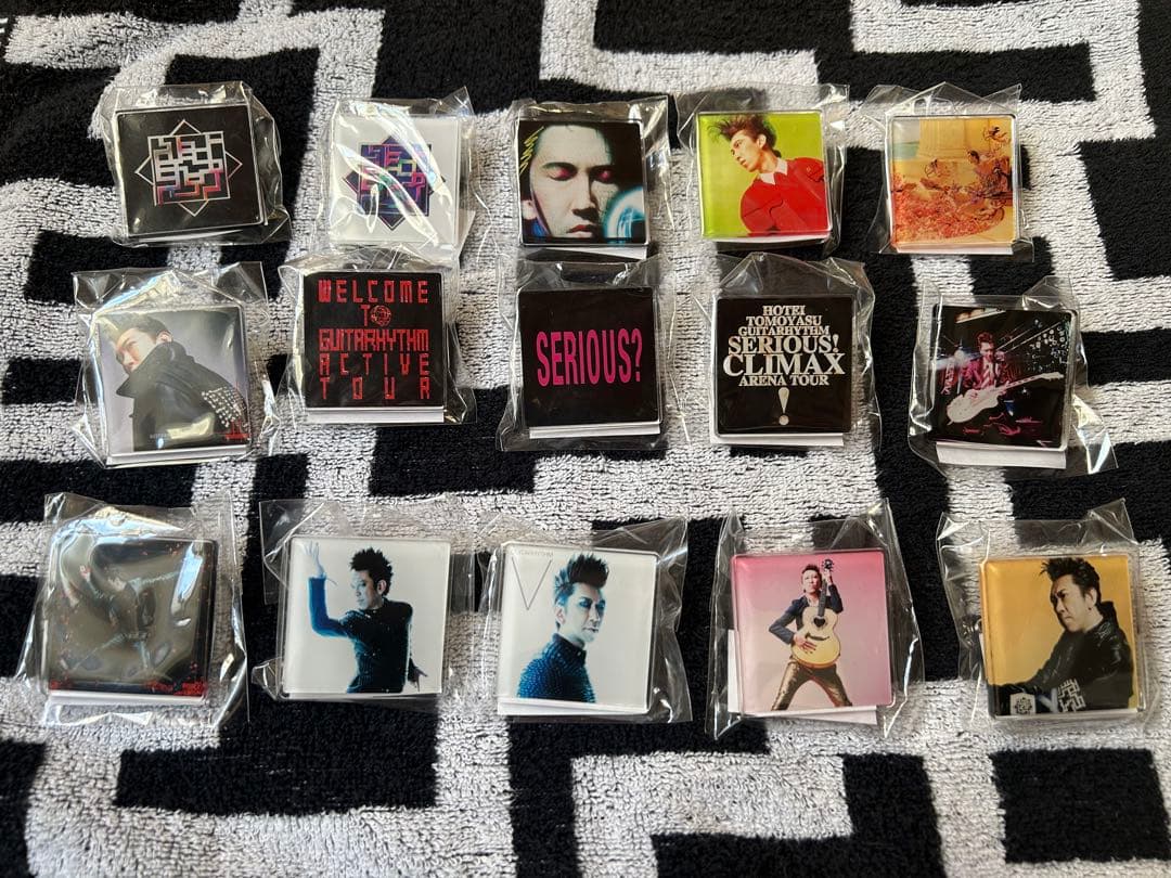 布袋寅泰　40TH ANNIVERSARY バッジ 15個セット