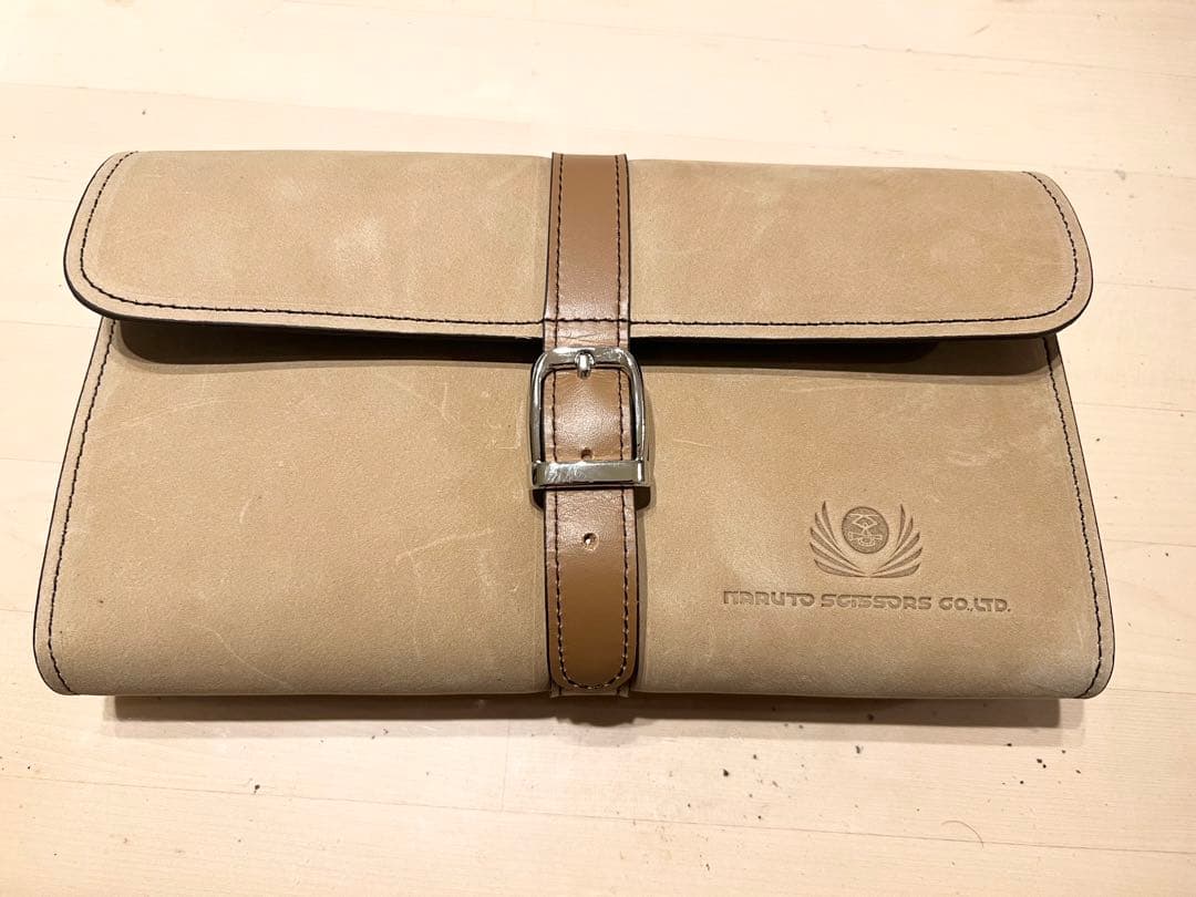 新品未使用 ナルトシザー 5丁シザーケース おまけ付き♪