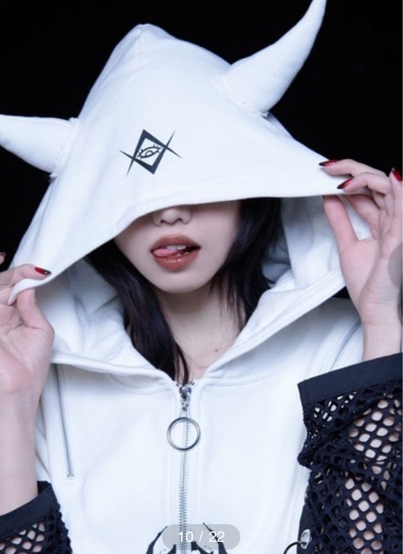 『REFLEM』DEVILデザインセパレートスリーブZIPパーカー⭐︎