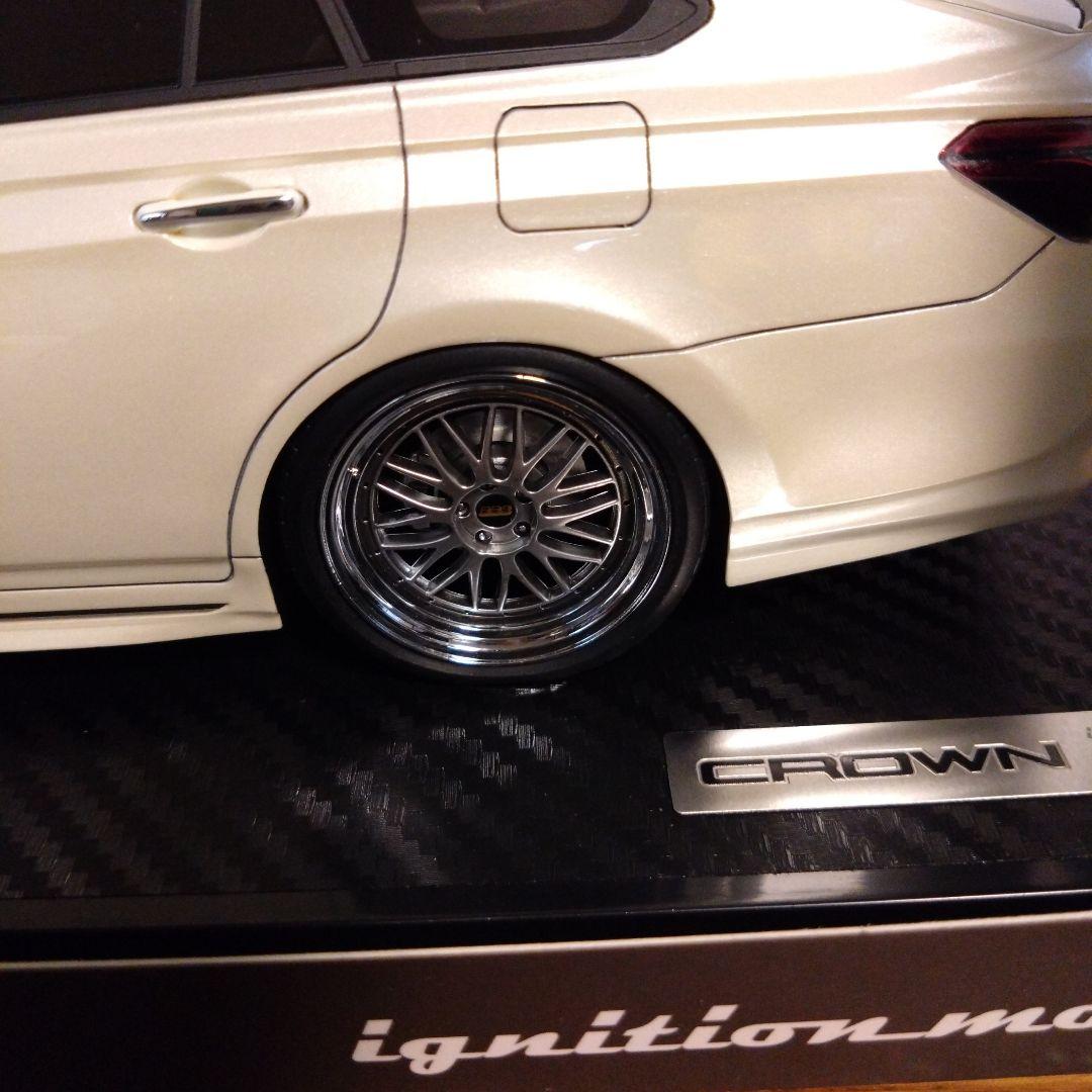 1/18 イグニッションモデル　トヨタ　クラウン（220）3.5L