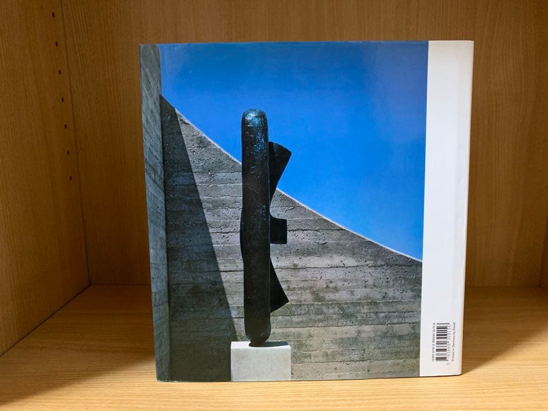 洋書: isamu noguchi a sculptor’s world 希少