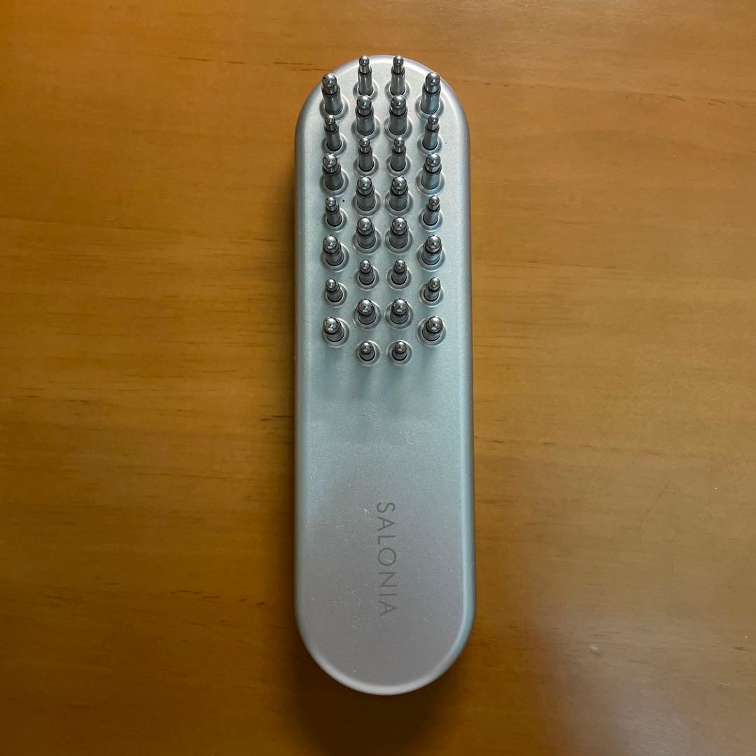 SALONIA スカルプブラシ シルバー USBケーブル付き