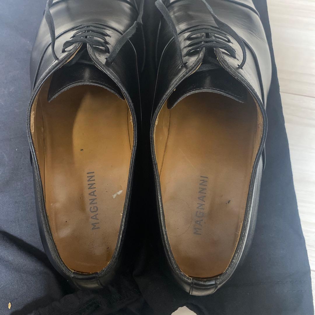 k*g様 年末年始特別価格　MAGNANNI ストレートチップ　ブラックカーフ