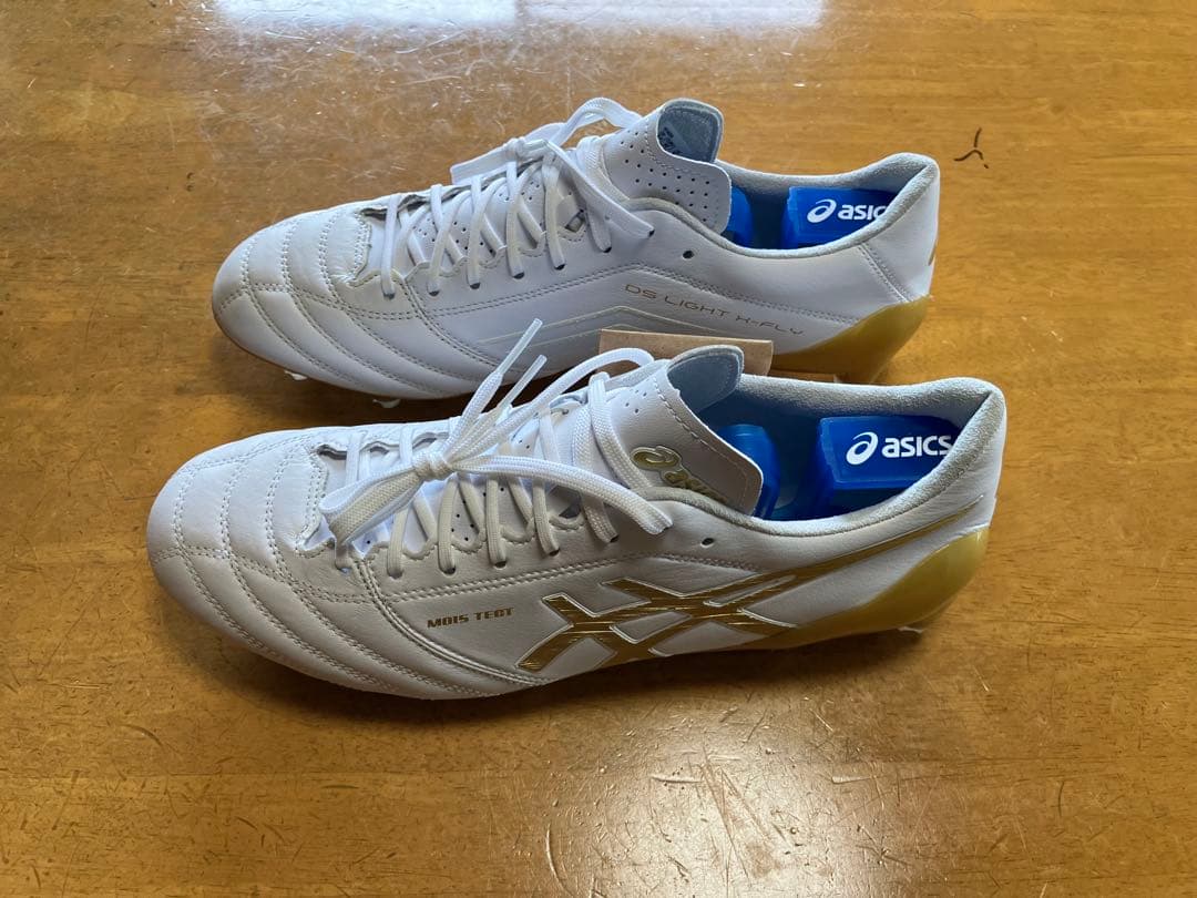 アシックス DS ライト X-FLY 4