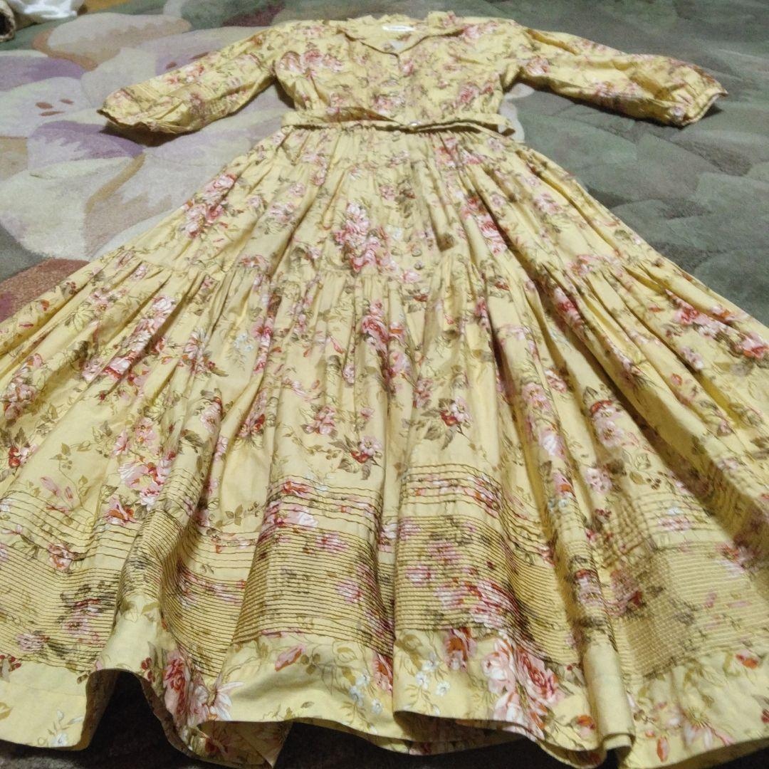 ピンクハウス　美品インゲボルグ　花柄イエロー半袖〜五分袖ロングワンピース