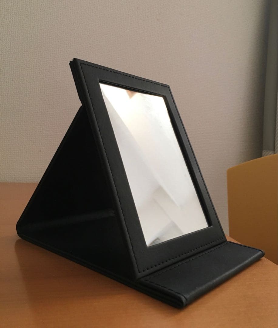 メディアス　スキンボディローション&ハンドクリーム　(おまけ付き）ミラー