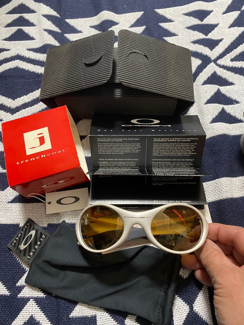 2*t様 Oakley Trenchcoat トレンチコート白