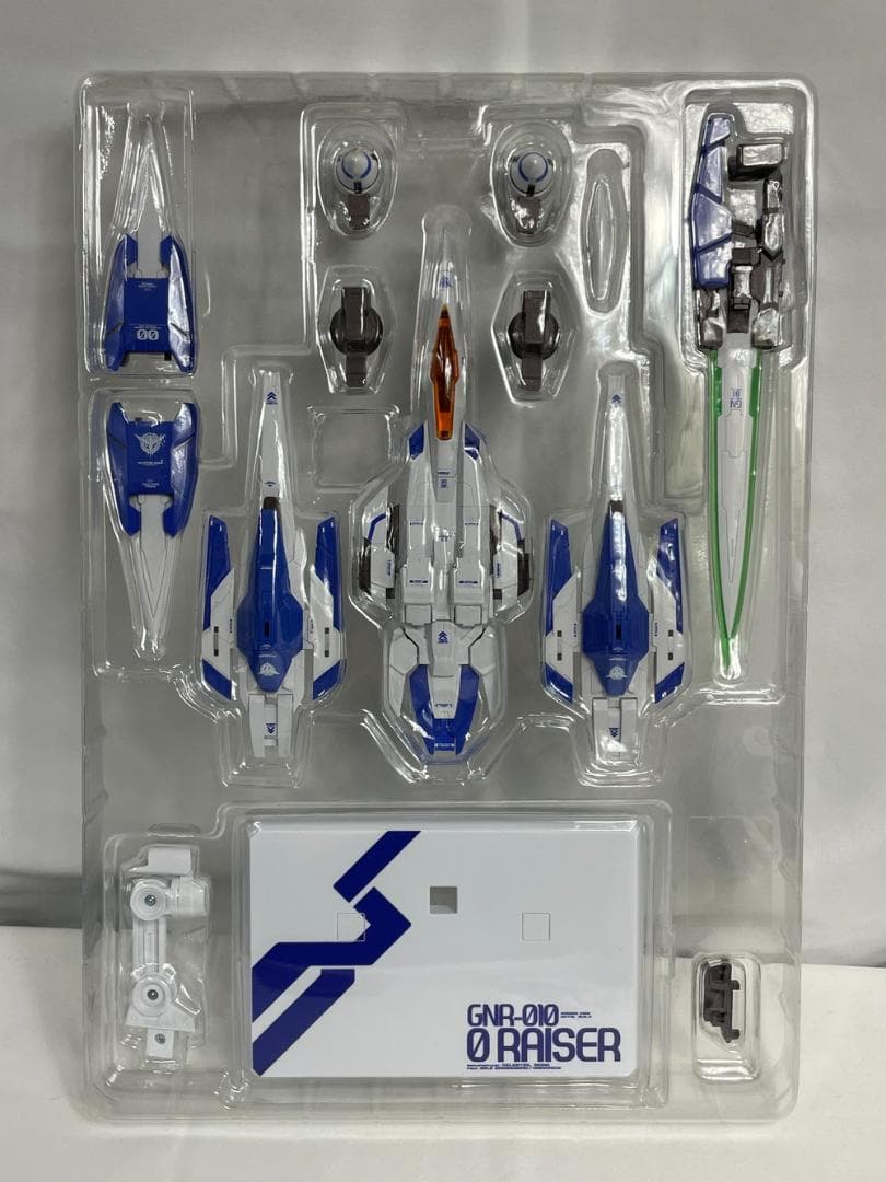 ◆機動戦士ガンダムダブルオー ダブルオーライザー プラモデル　09378