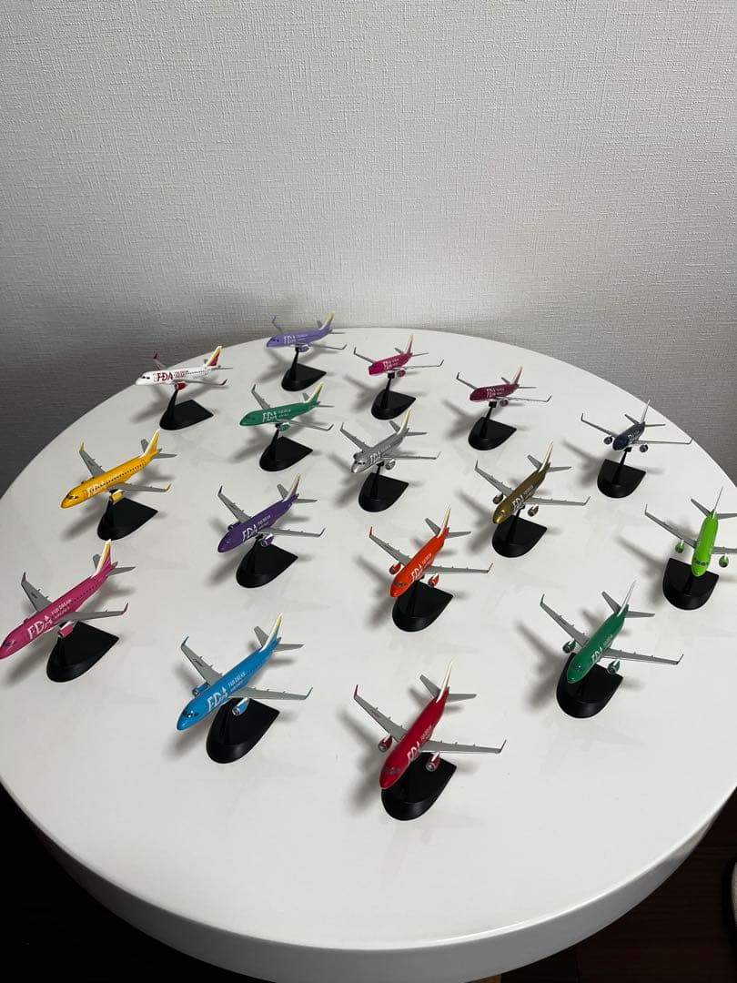 FDA フジドリーム　1/300 エアクラフトモデル