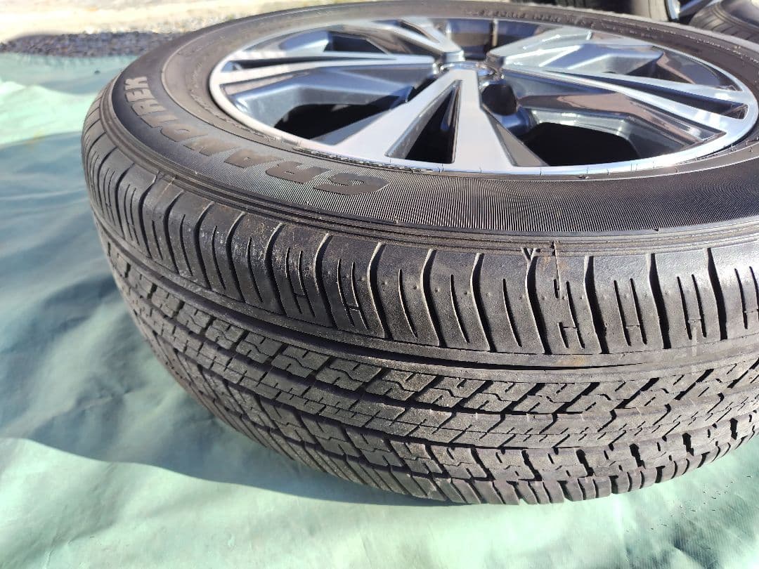 日産エクストレイルT32後期純正18インチホイールタイヤセット（1本分）