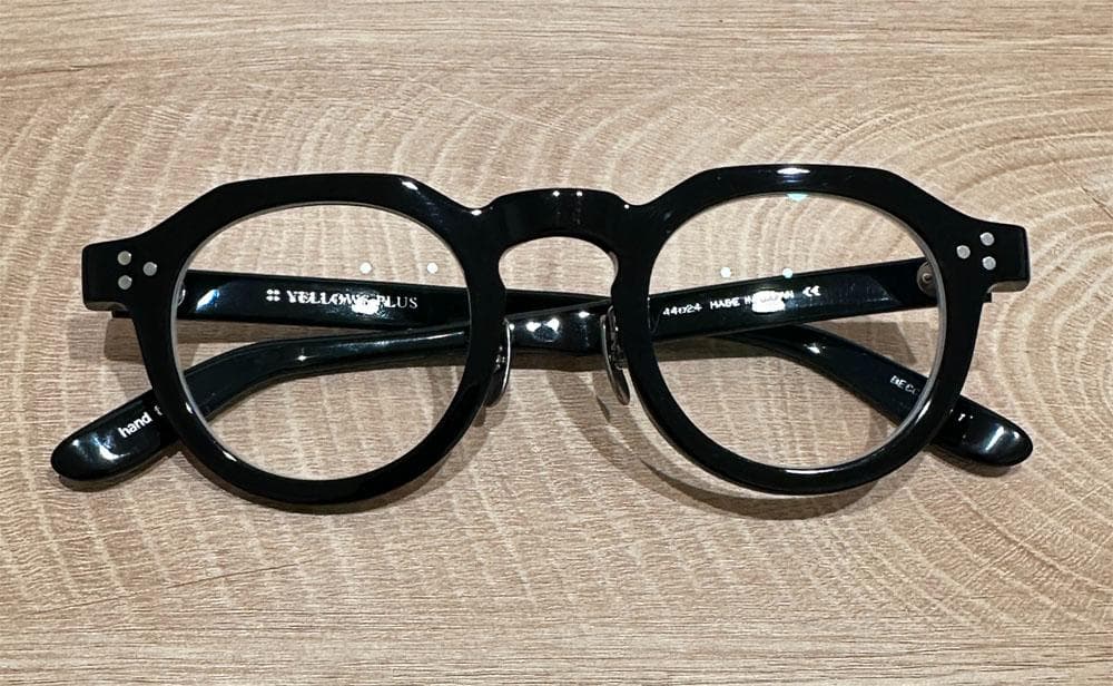 YELLOWS PLUS 「BECCA」「ベッカ」ブラック　純正レンズ　程度良好