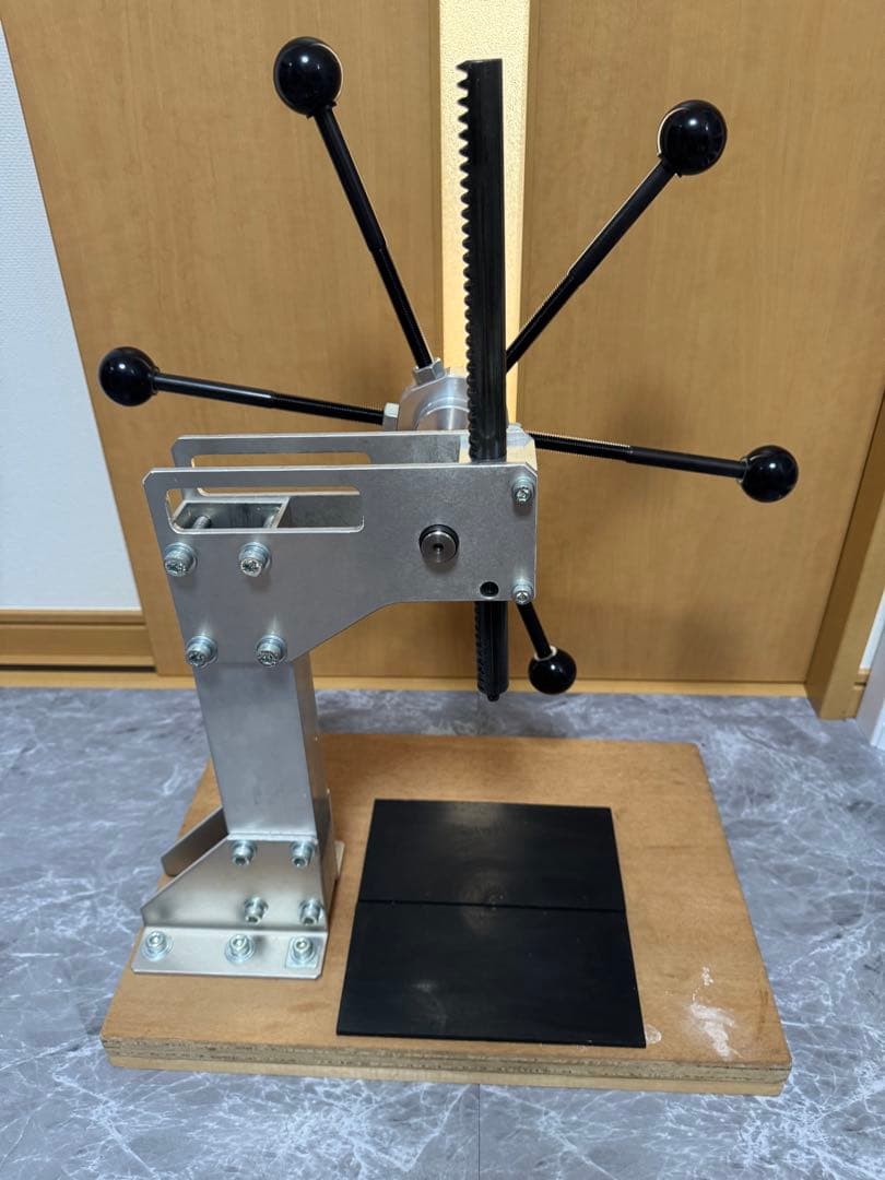 菌糸瓶用　プレス機