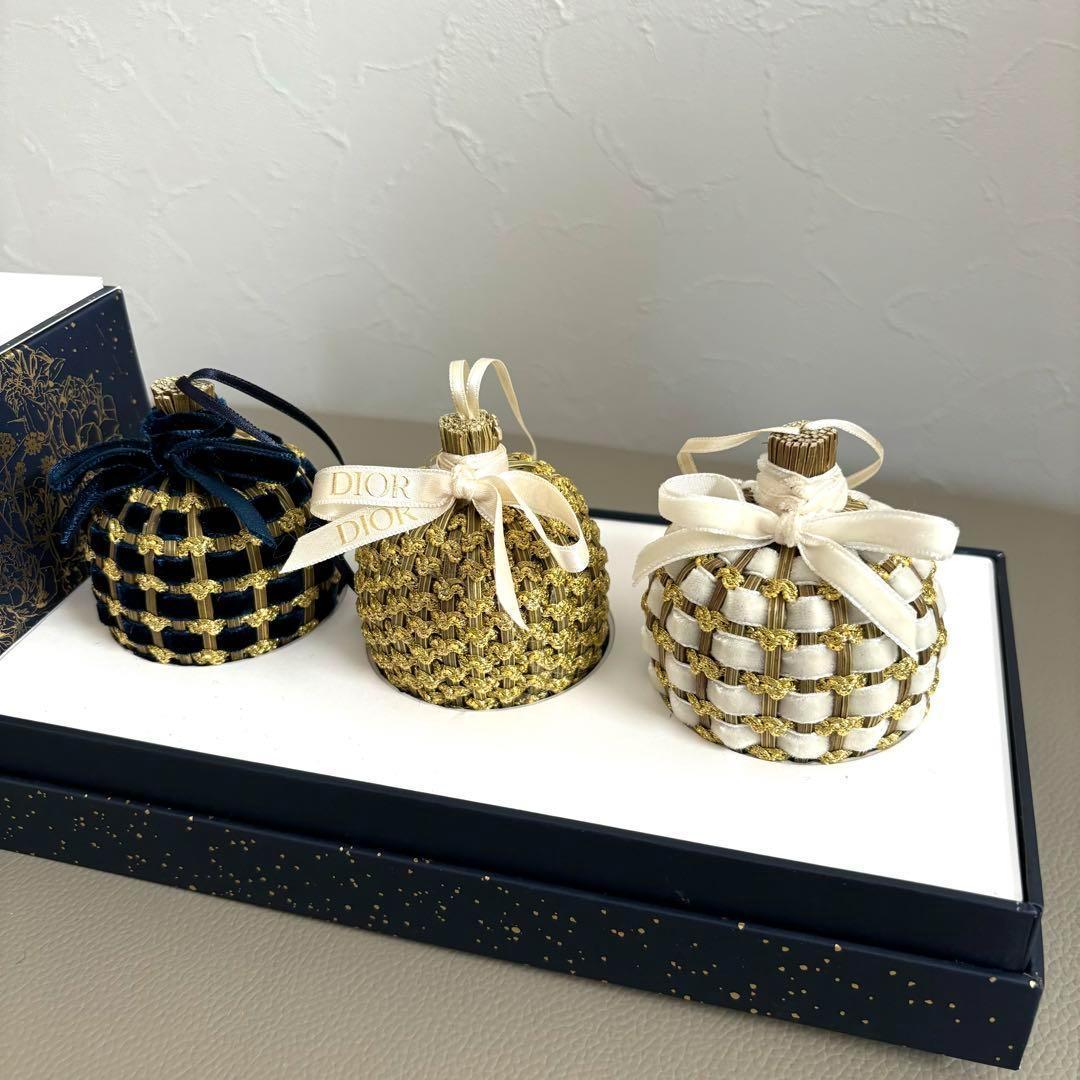 メゾンクリスチャンディオール アートオブリビングセット 数量限定品