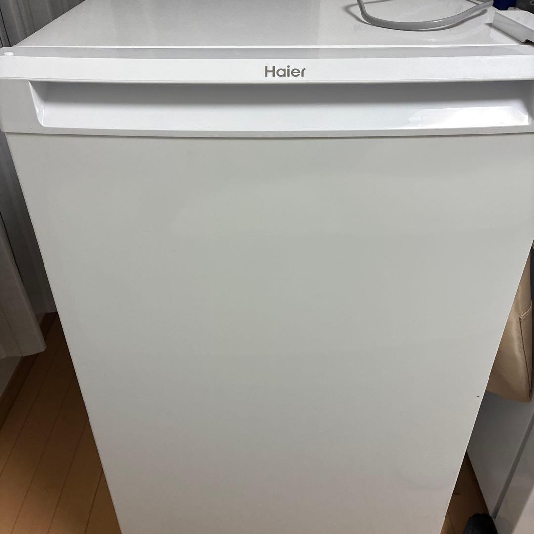 【未使用】102L 前開き式冷凍庫 ホワイトJF-U10A