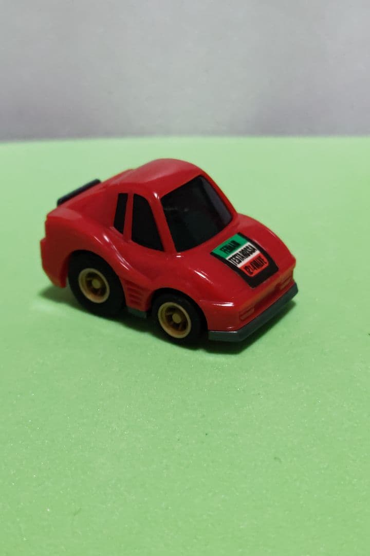 ド*グ様 チョロＱ、フェラーリ・テスタロッサ・赤色