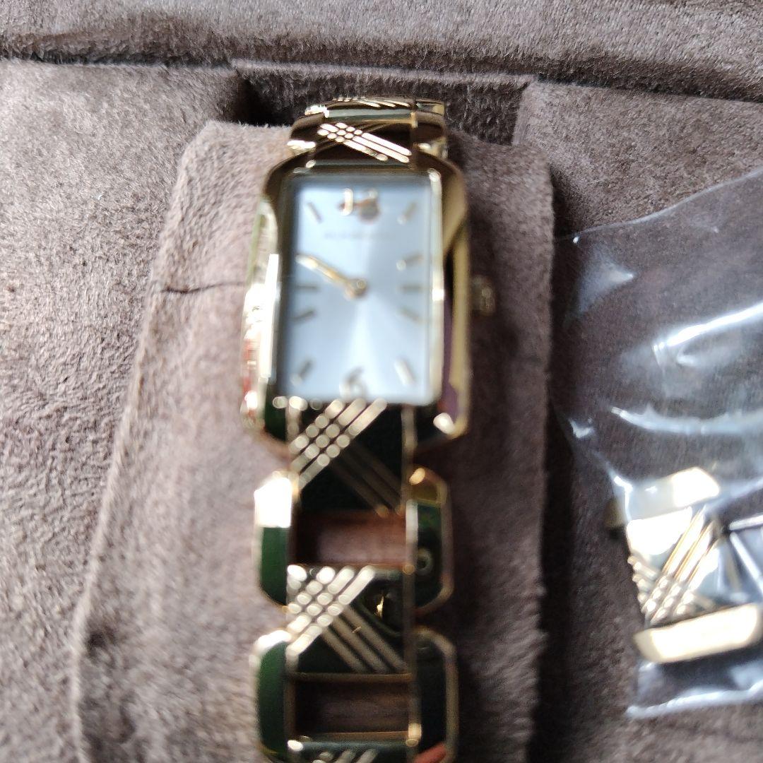 BURBERRY 腕時計 シルバー ゴールド 付属品あり