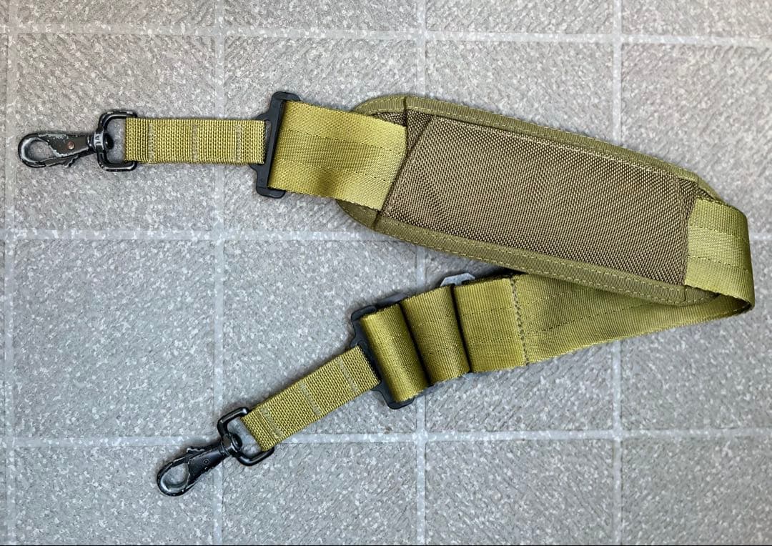 BRIEFING B4 LINER レンジャーグリーン廃盤品 カーキ