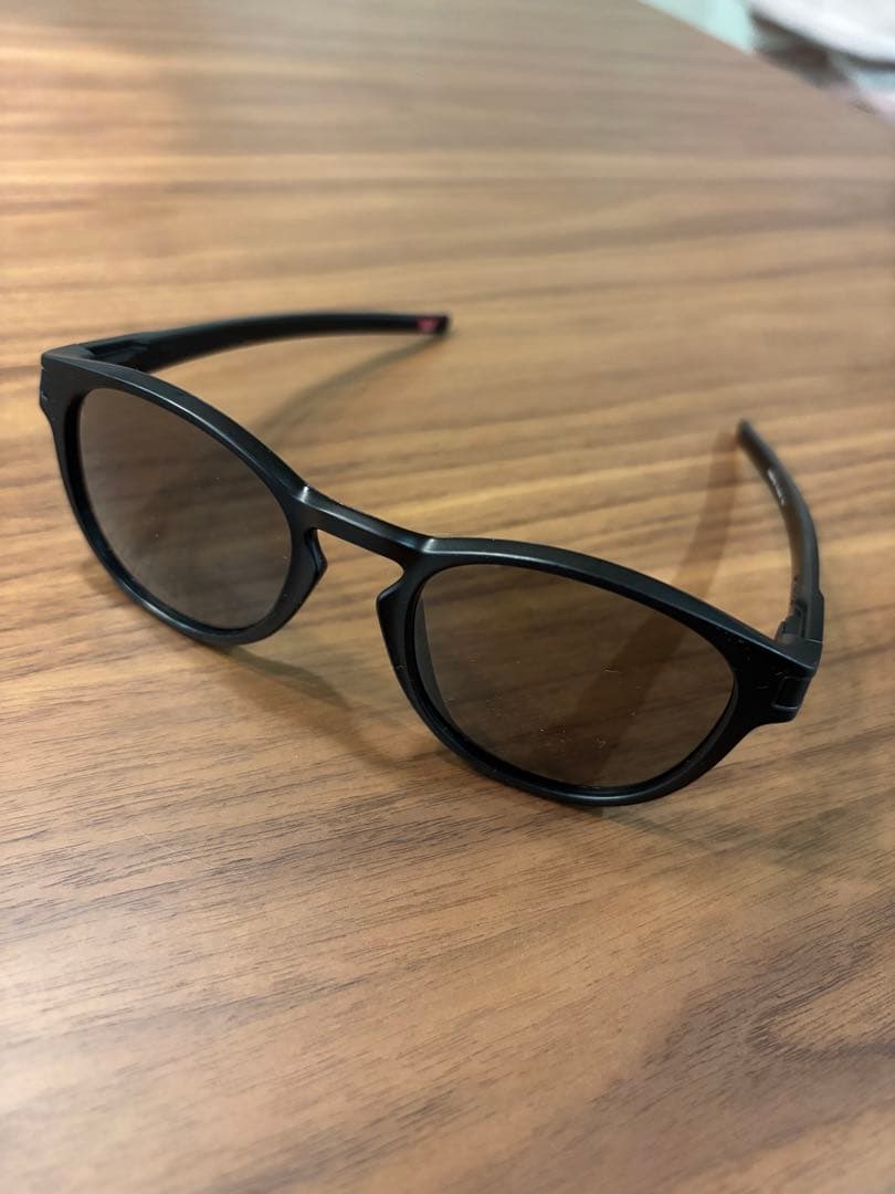 オークリー　タレックス　サングラス黒