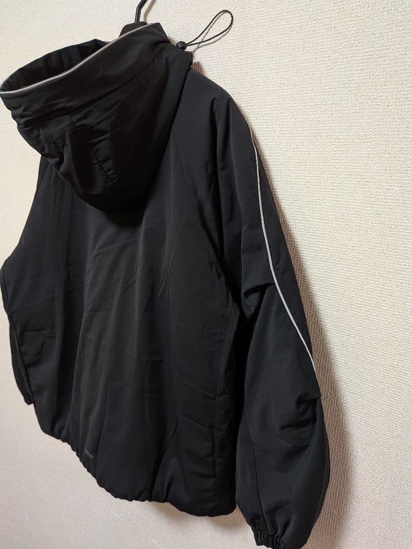 【adidas 】新品未使用 ブラック中綿 ジャケットタグ付きＬサイズ