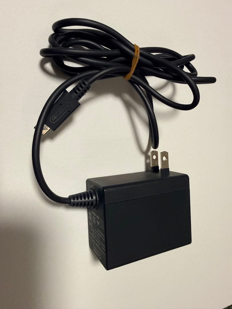 Nintendo Switch Lite オレンジ 充電器付き