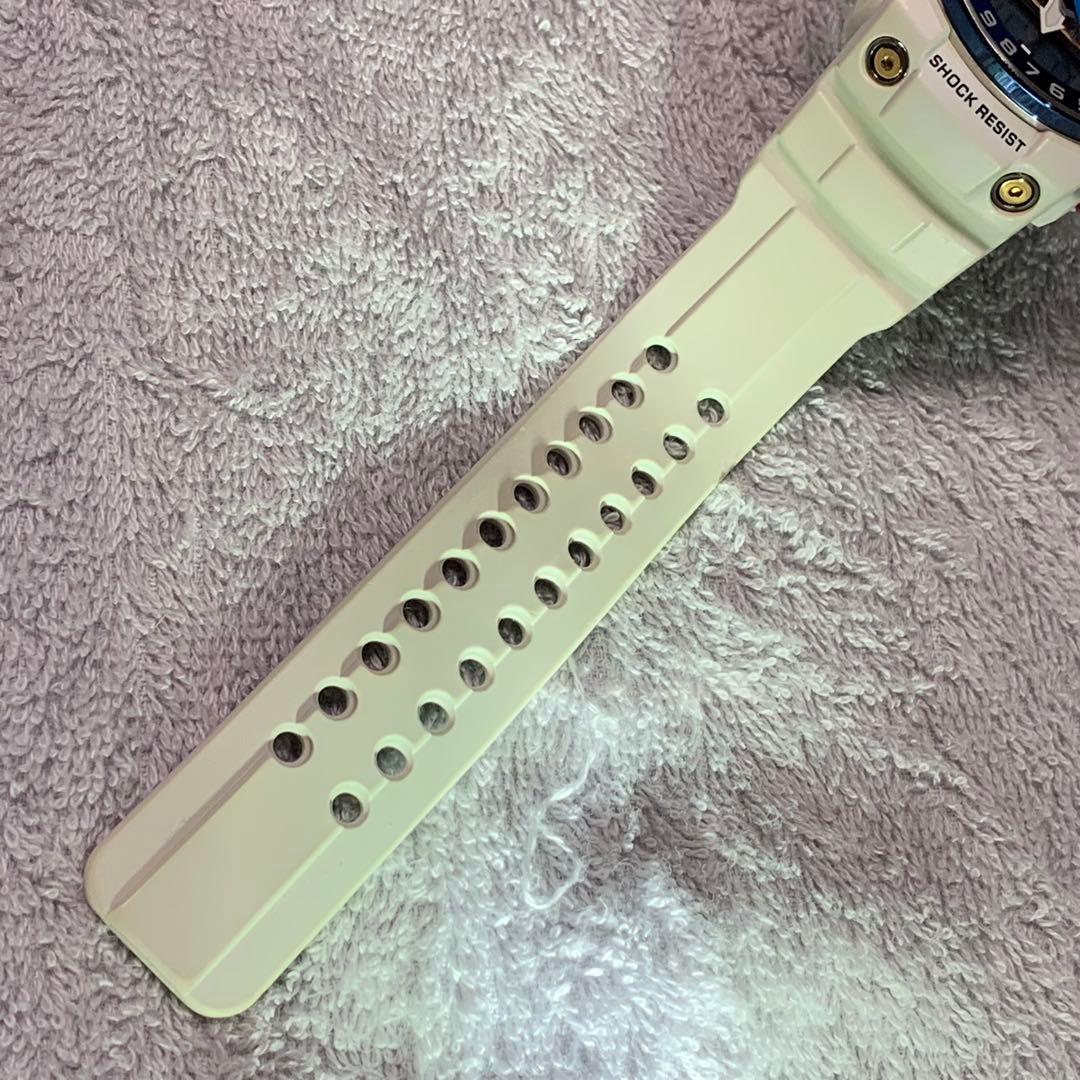 時計 G-SHOCK Gulfmaster GWN 1000 WHITE/GOLD