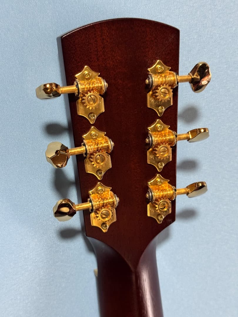 早い者勝ち♪アンプに繋げる K.Yairi Nocturne Fホール仕様 ♪