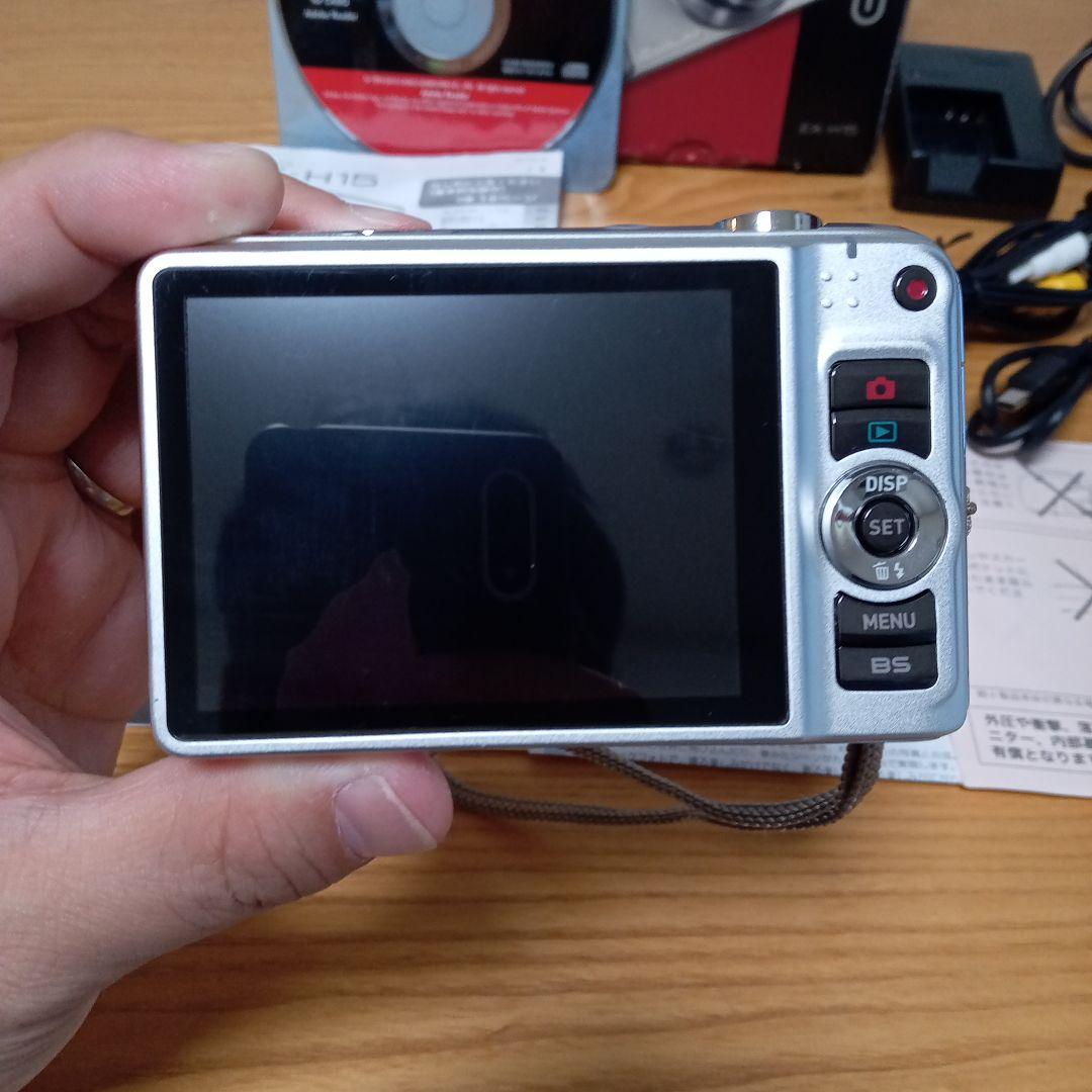 カシオ　デジタルカメラ EXILIM　EX-H15 説明書、充電器付き